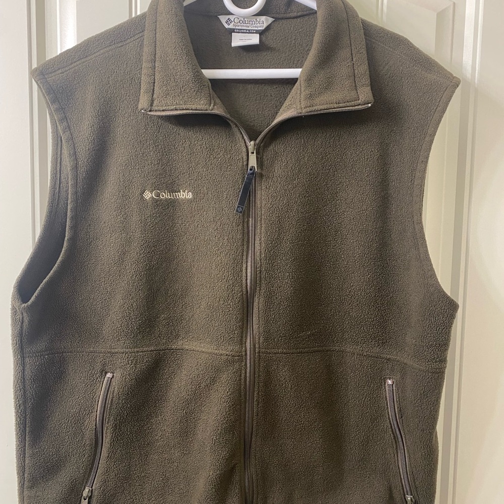Columbia Olive Full Zip Vest XL Men's Casual Mid-Length Solid Fall Winter